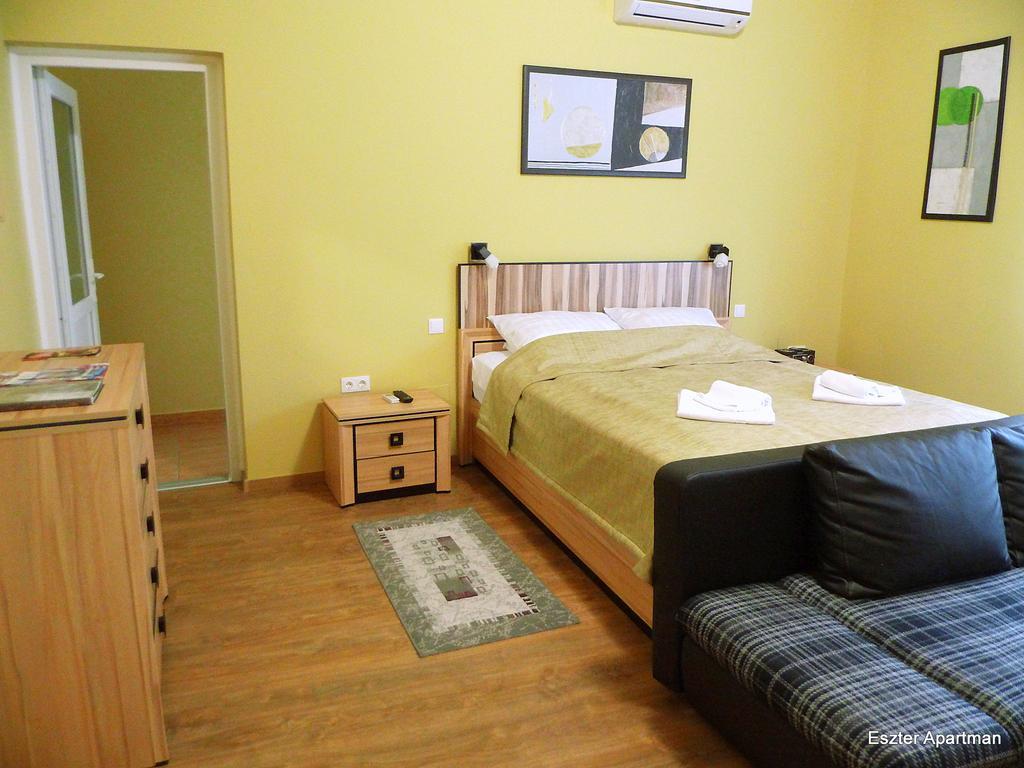 Eszter Apartman Bekescsaba Esterno foto