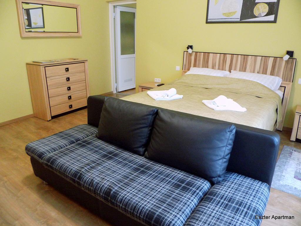 Eszter Apartman Bekescsaba Esterno foto
