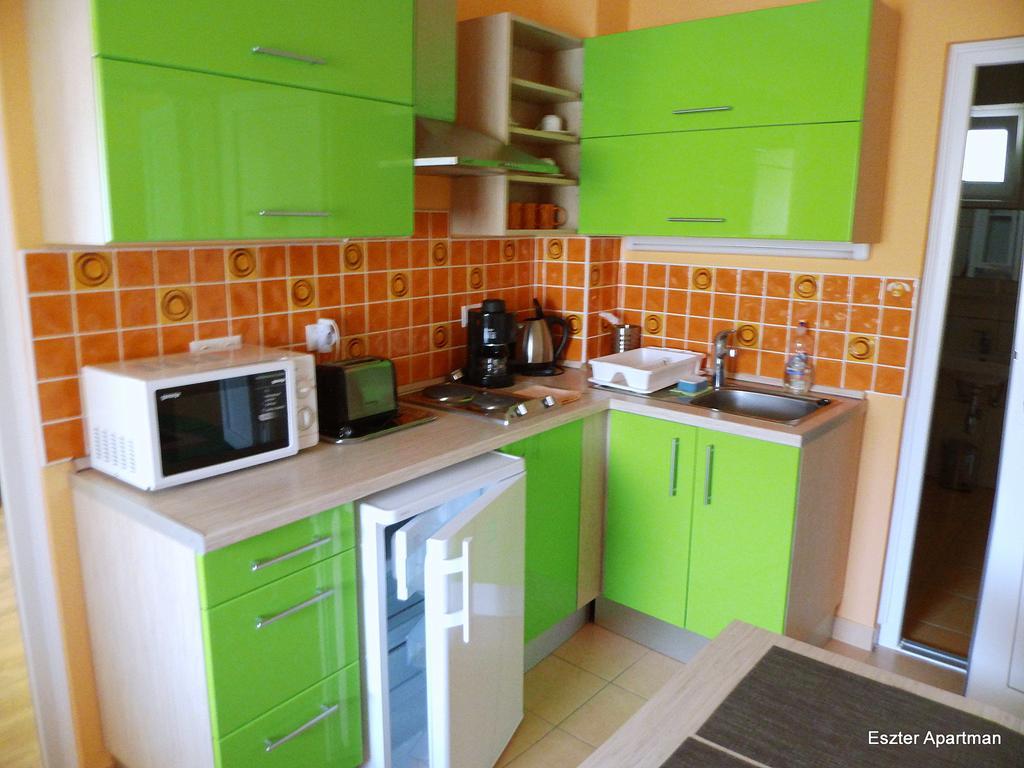 Eszter Apartman Bekescsaba Esterno foto